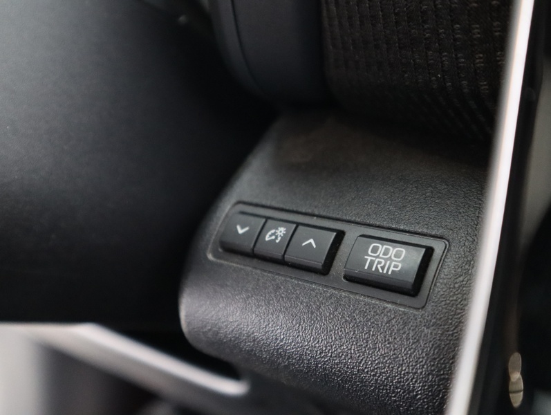 Toyota bZ4X vaihtoauto