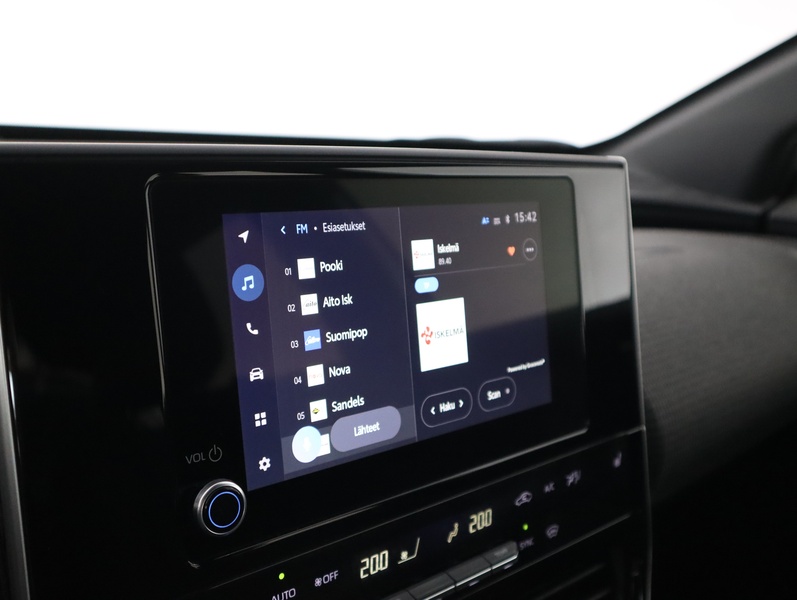 Toyota bZ4X vaihtoauto