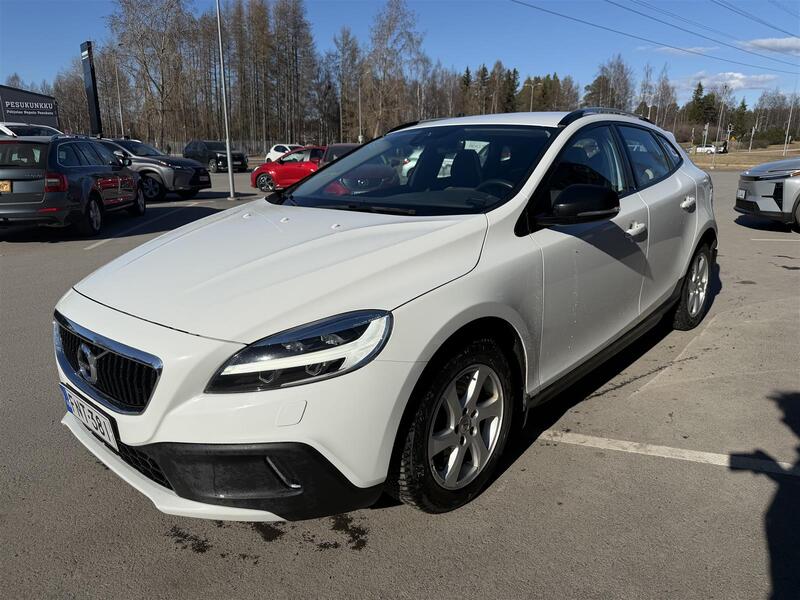 Volvo V40 Cross Country vaihtoauto