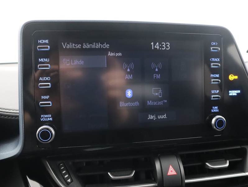 Toyota C-HR vaihtoauto