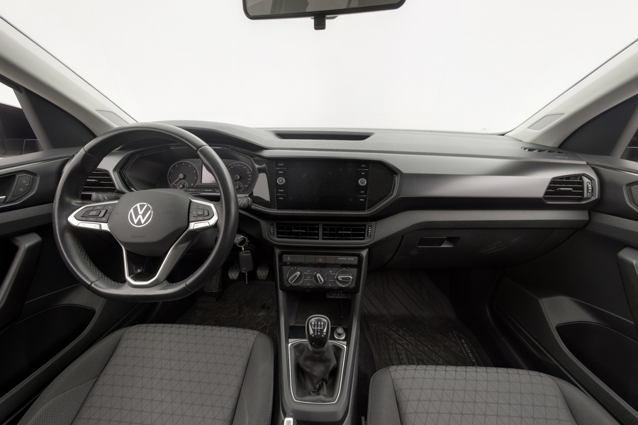 Volkswagen T-Cross vaihtoauto