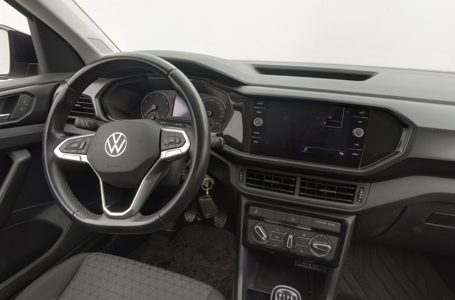 Volkswagen T-Cross vaihtoauto