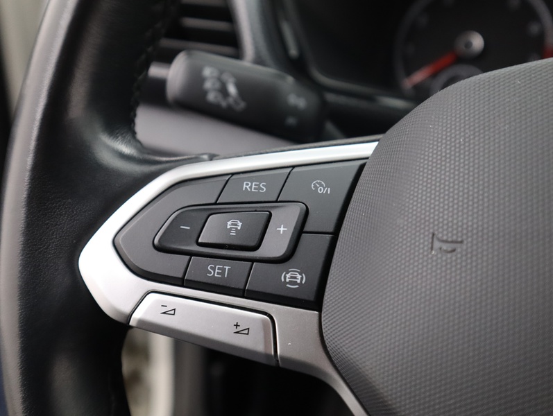 Volkswagen T-Cross vaihtoauto