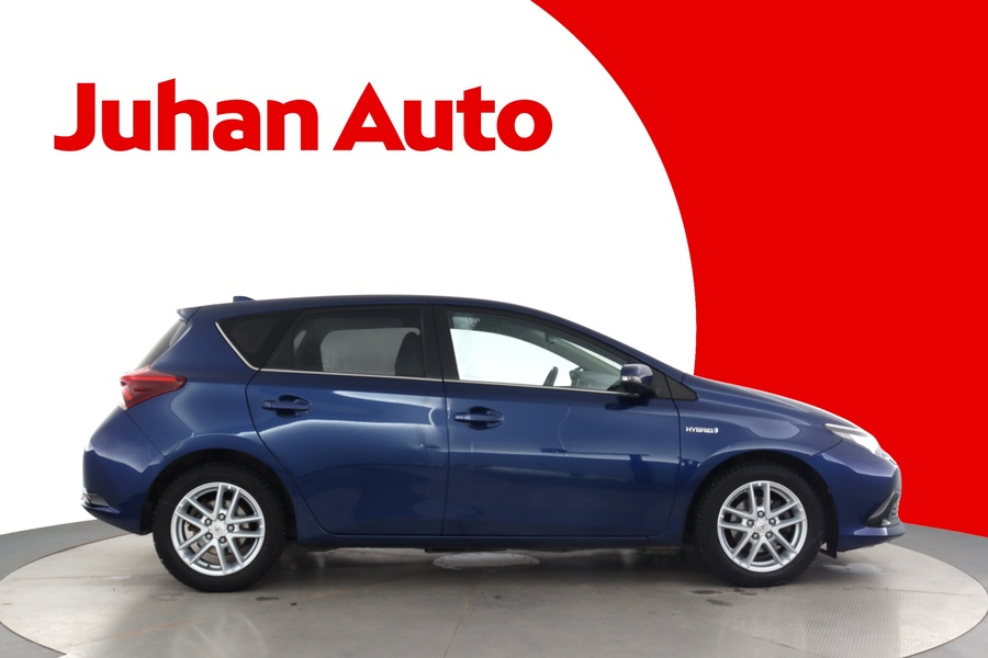 Toyota Auris vaihtoauto