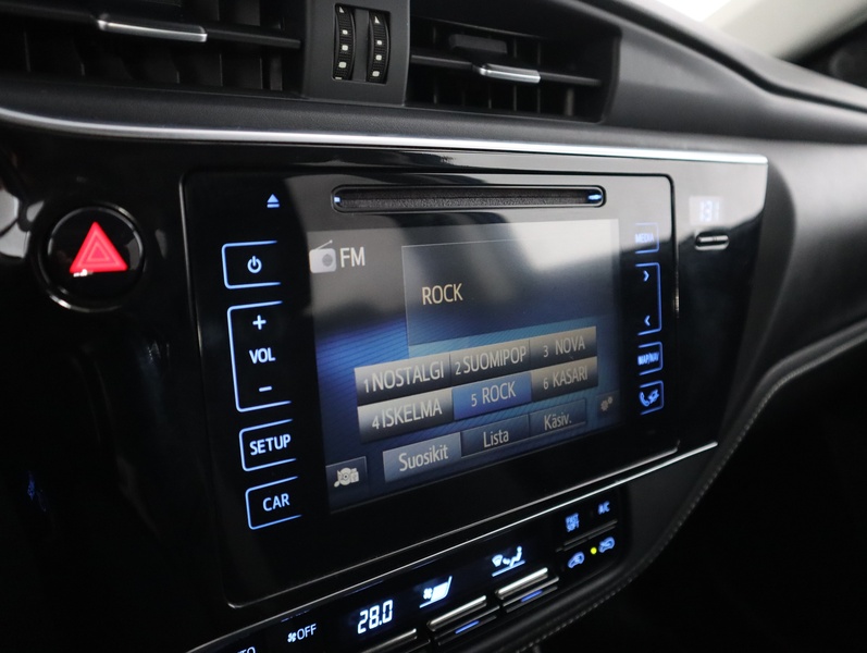 Toyota Auris vaihtoauto