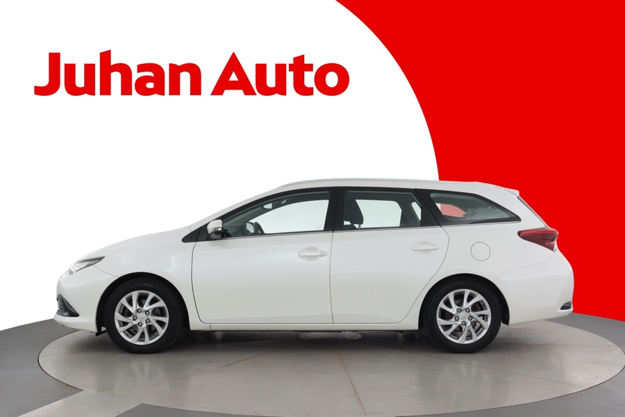 Toyota Auris vaihtoauto