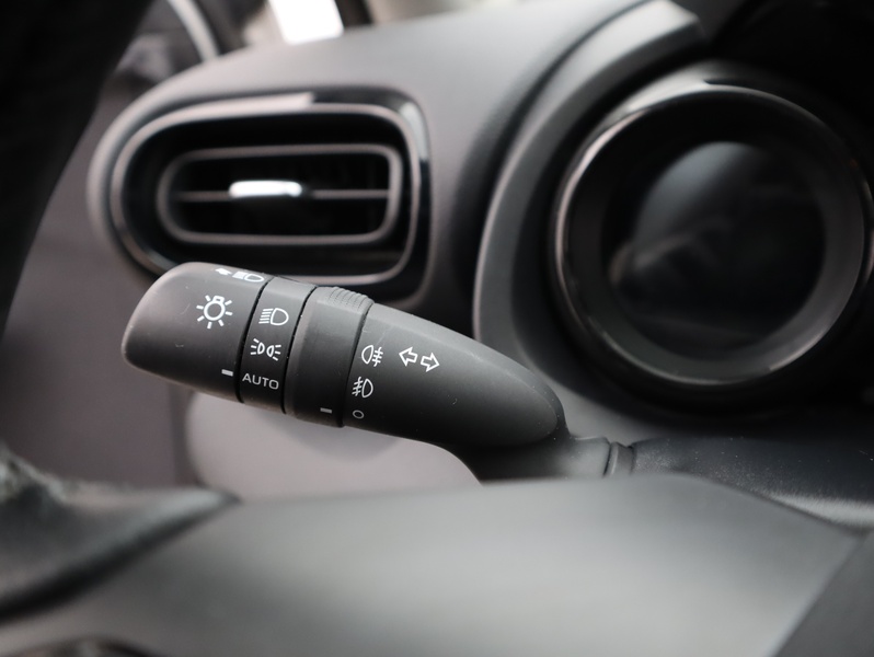 Mazda Mazda2 Hybrid vaihtoauto