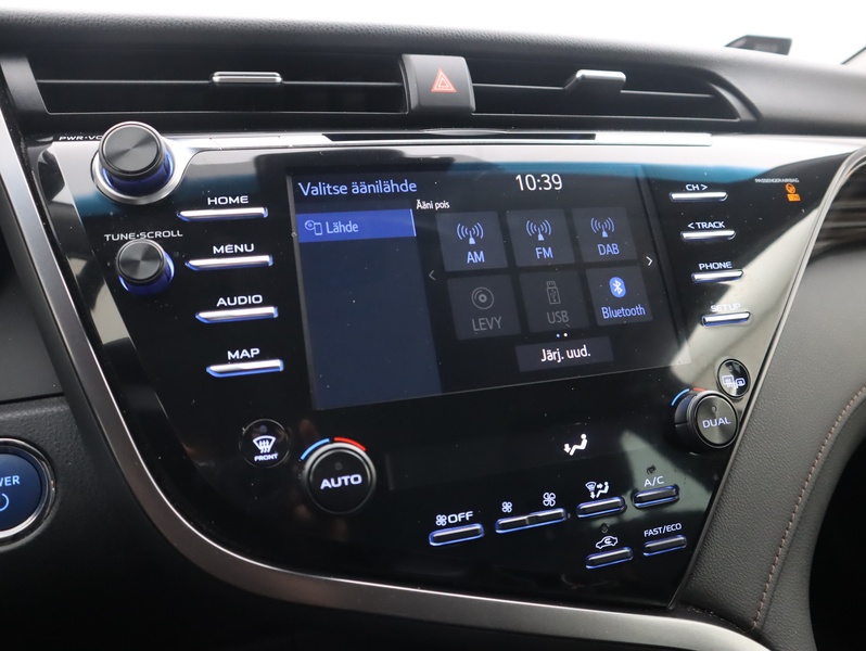 Toyota Camry vaihtoauto