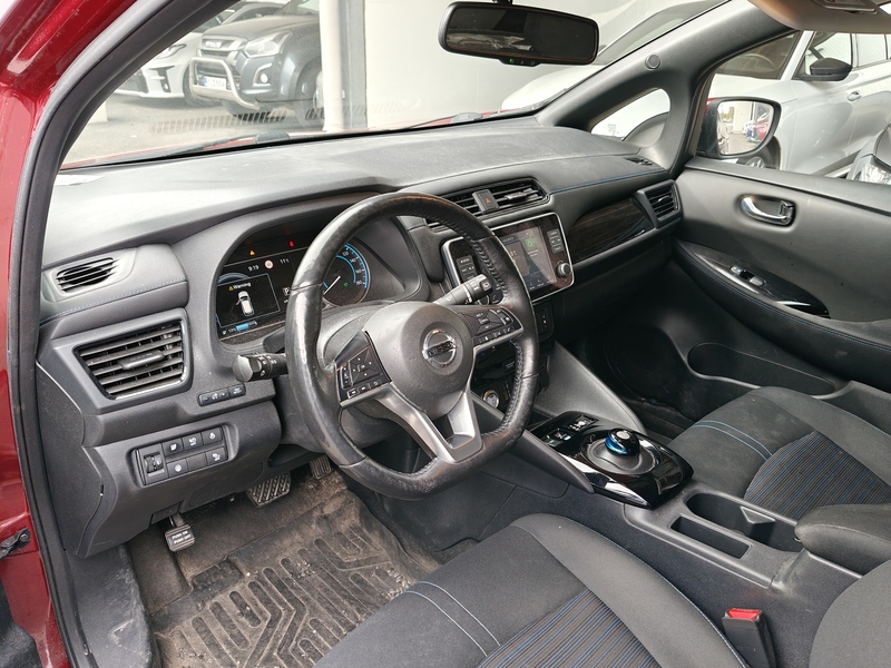 Nissan Leaf vaihtoauto