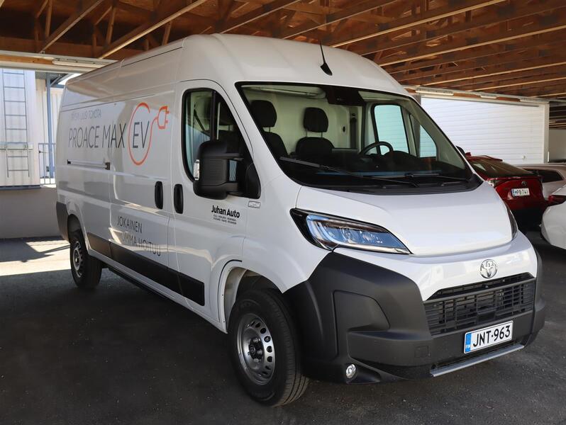 Toyota Proace MAX vaihtoauto