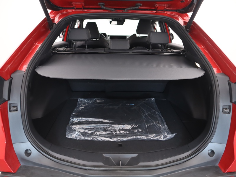 Toyota bZ4X vaihtoauto