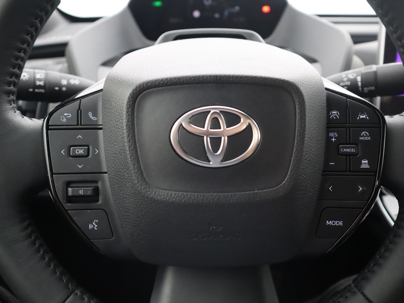 Toyota bZ4X vaihtoauto