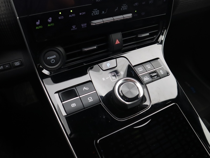 Toyota bZ4X vaihtoauto