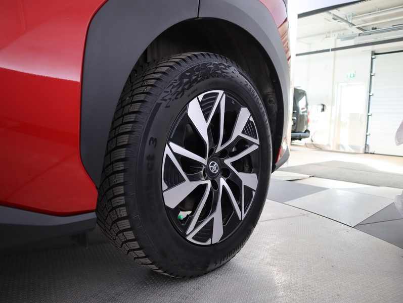 Toyota bZ4X vaihtoauto