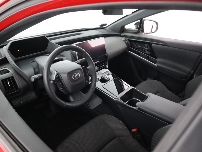 Toyota bZ4X vaihtoauto