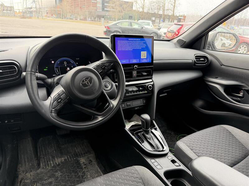 Toyota Yaris Cross vaihtoauto