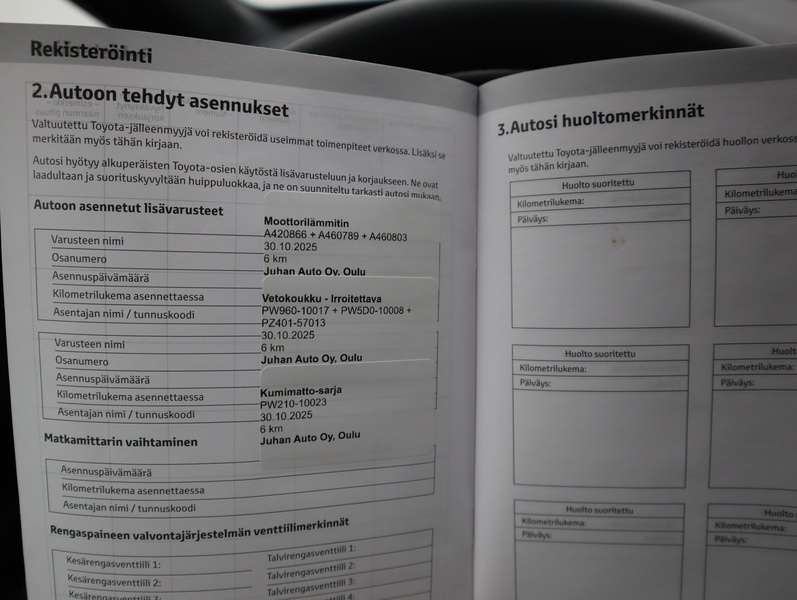 Toyota C-HR vaihtoauto