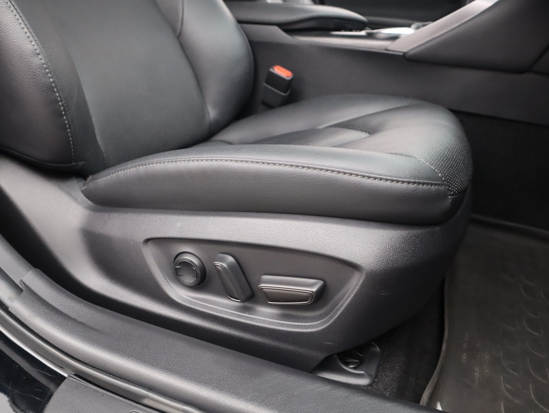 Toyota Camry vaihtoauto