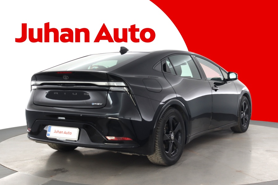 Toyota Prius Plug-in vaihtoauto