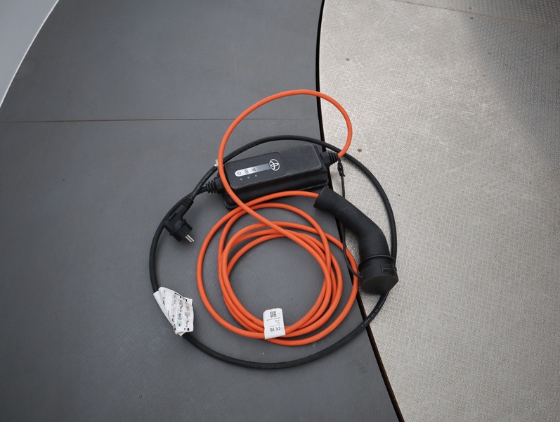 Toyota Prius Plug-in vaihtoauto