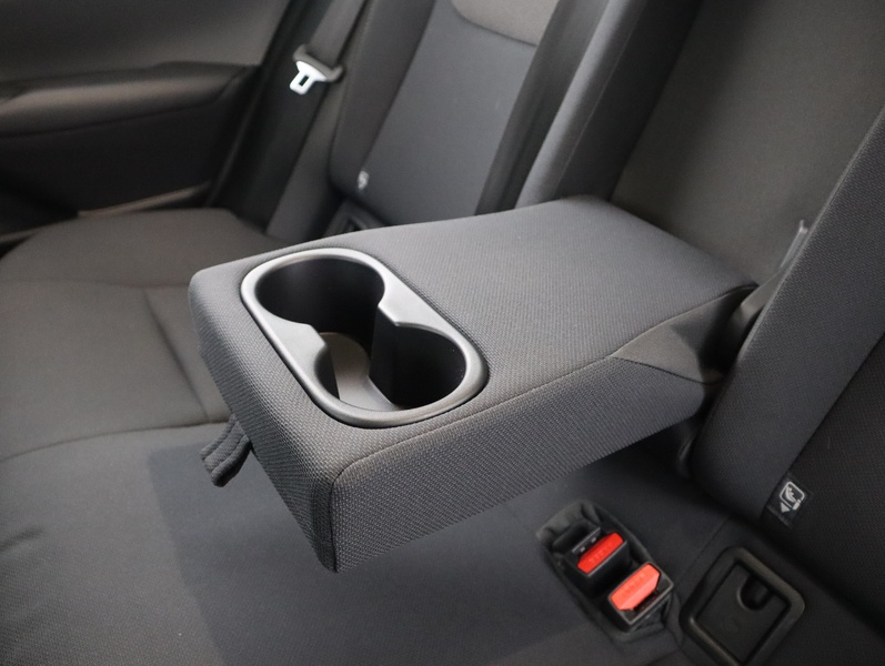 Toyota Prius Plug-in vaihtoauto