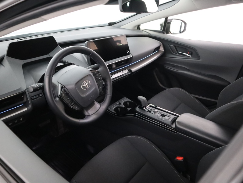 Toyota Prius Plug-in vaihtoauto