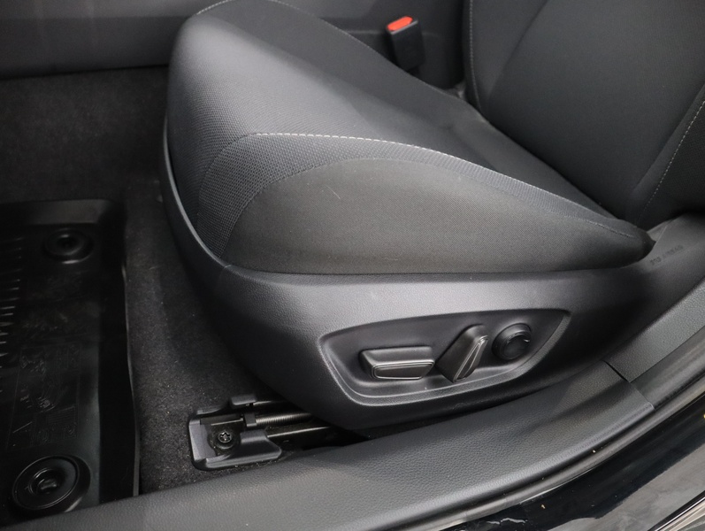 Toyota Prius Plug-in vaihtoauto