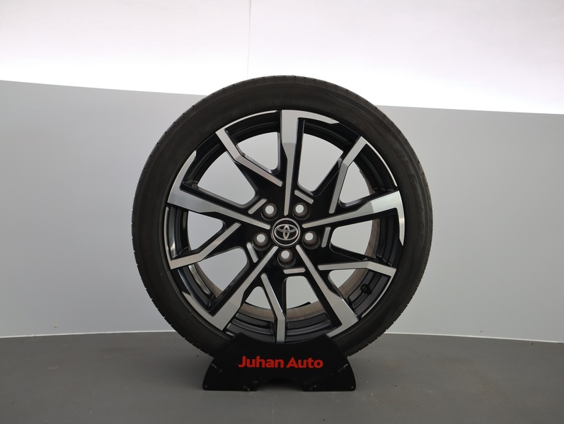 Toyota Prius Plug-in vaihtoauto