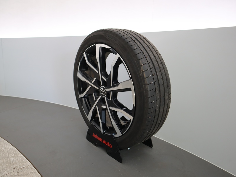 Toyota Prius Plug-in vaihtoauto