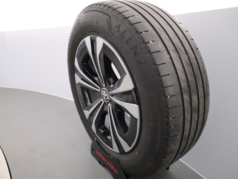 Toyota bZ4X vaihtoauto