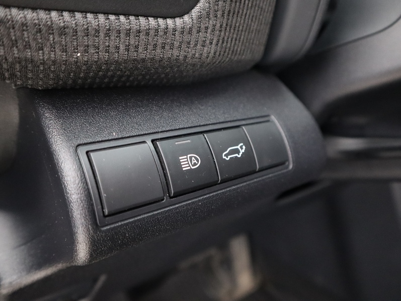 Toyota bZ4X vaihtoauto