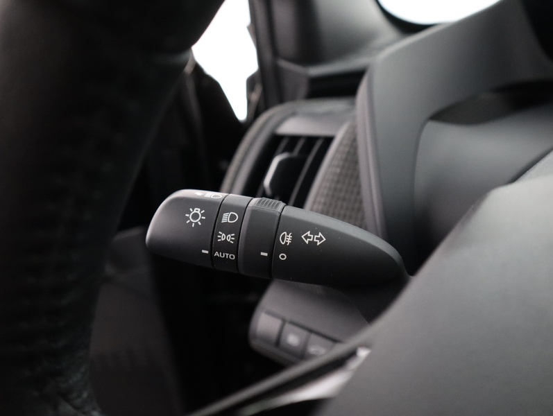 Toyota bZ4X vaihtoauto