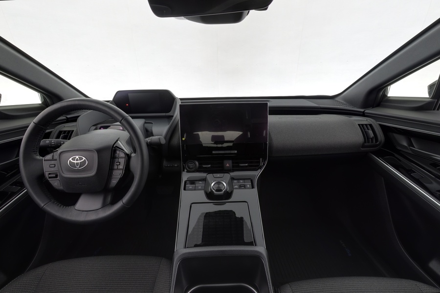 Toyota bZ4X vaihtoauto