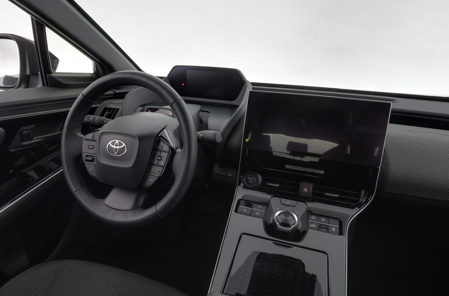 Toyota bZ4X vaihtoauto