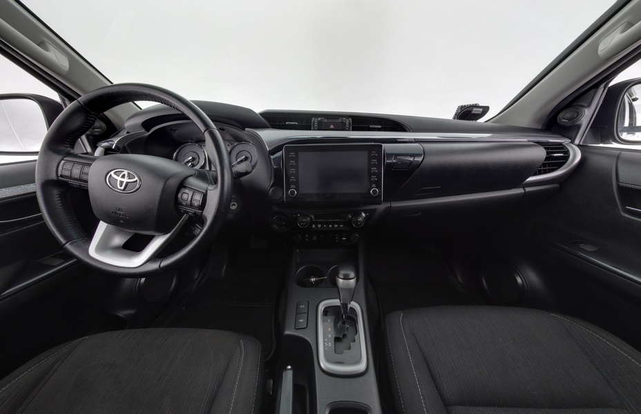 Toyota Hilux vaihtoauto