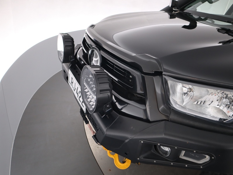 Toyota Hilux vaihtoauto