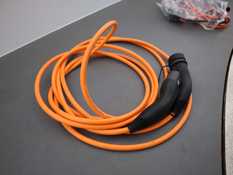 Toyota bZ4X vaihtoauto