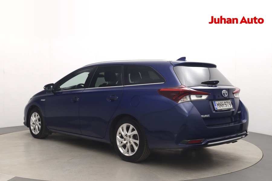 Toyota Auris vaihtoauto