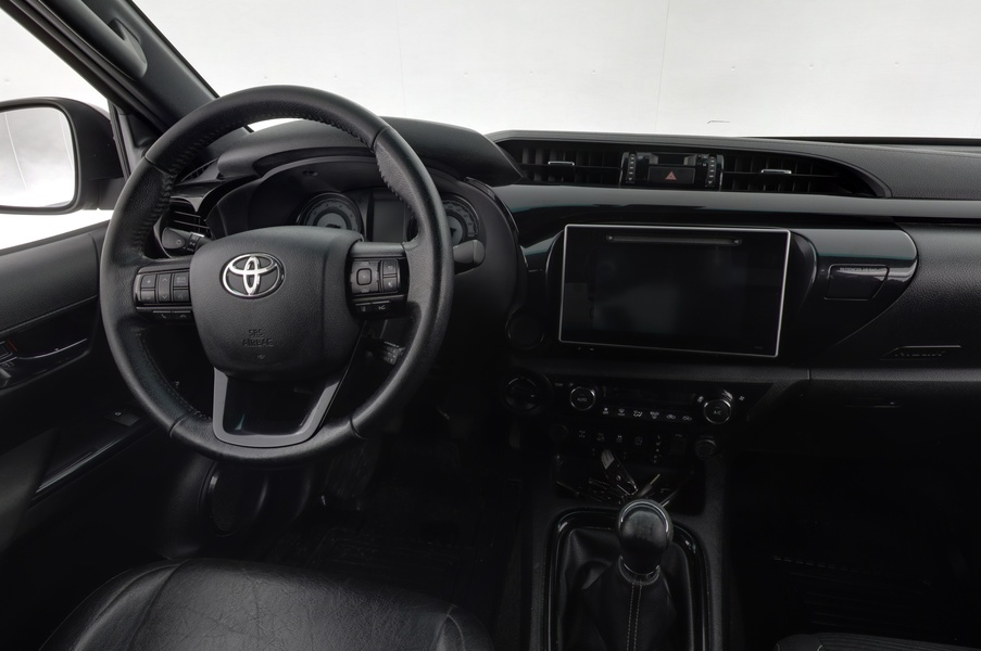 Toyota Hilux vaihtoauto