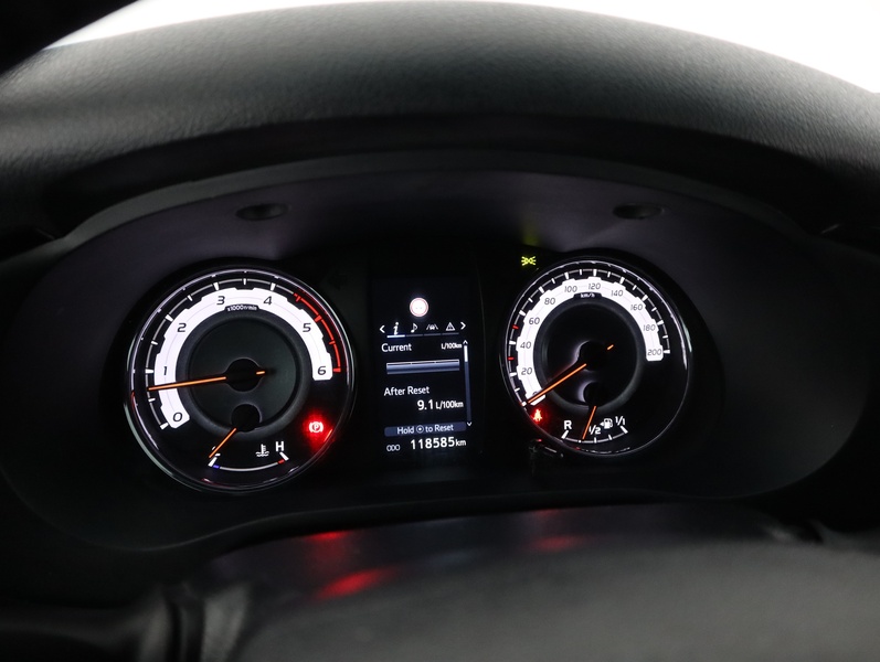 Toyota Hilux vaihtoauto