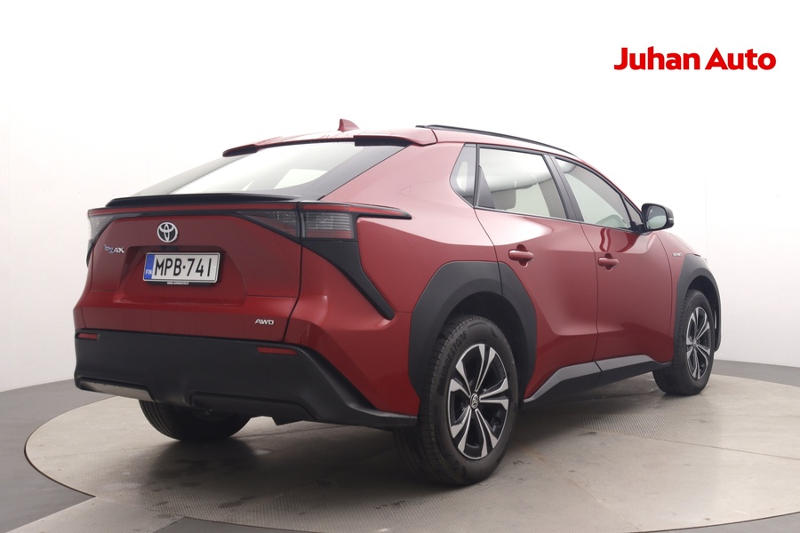 Toyota bZ4X vaihtoauto