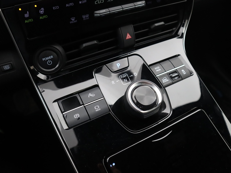 Toyota bZ4X vaihtoauto