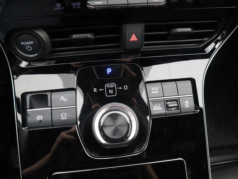 Toyota bZ4X vaihtoauto