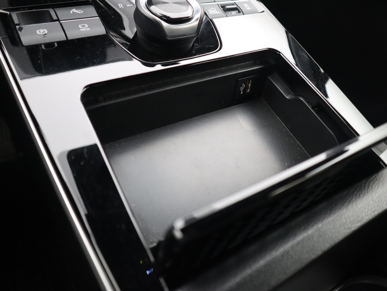 Toyota bZ4X vaihtoauto