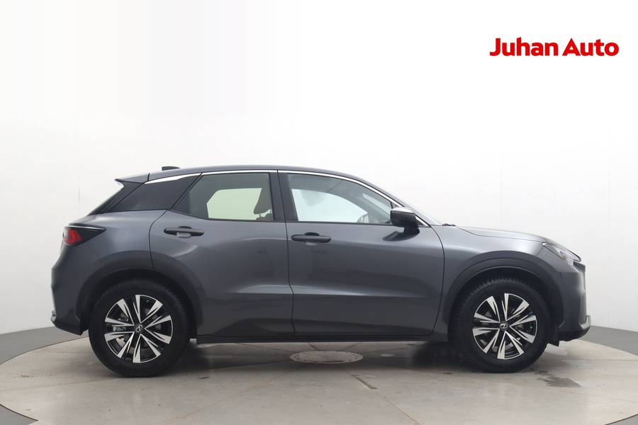 Lexus LBX vaihtoauto