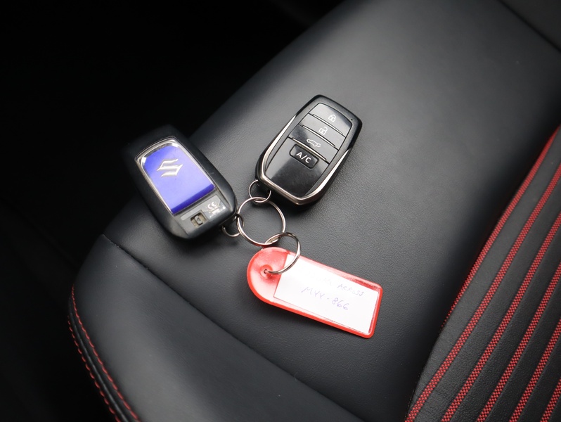 Suzuki Across vaihtoauto