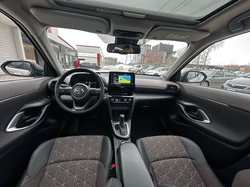 Toyota Yaris Cross vaihtoauto