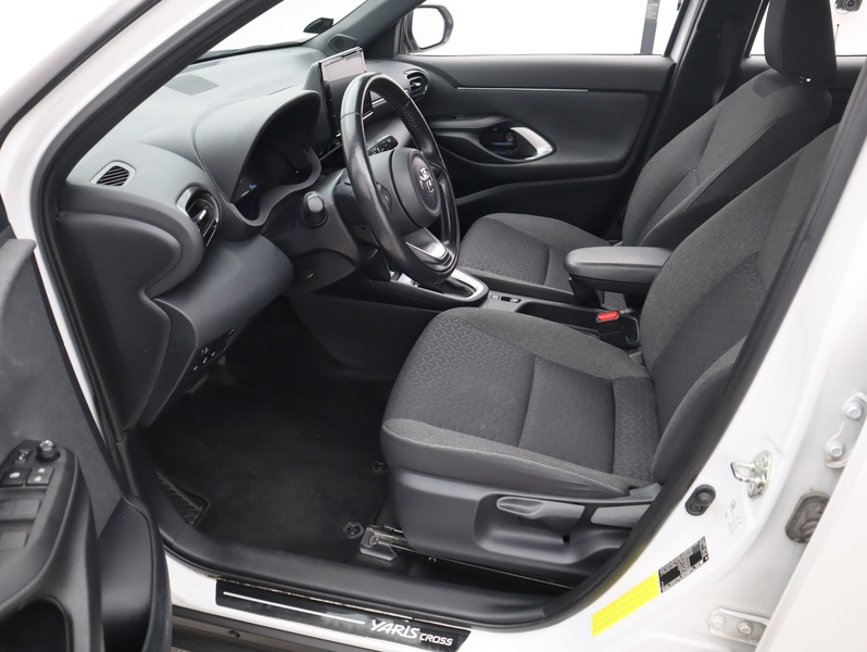 Toyota Yaris Cross vaihtoauto