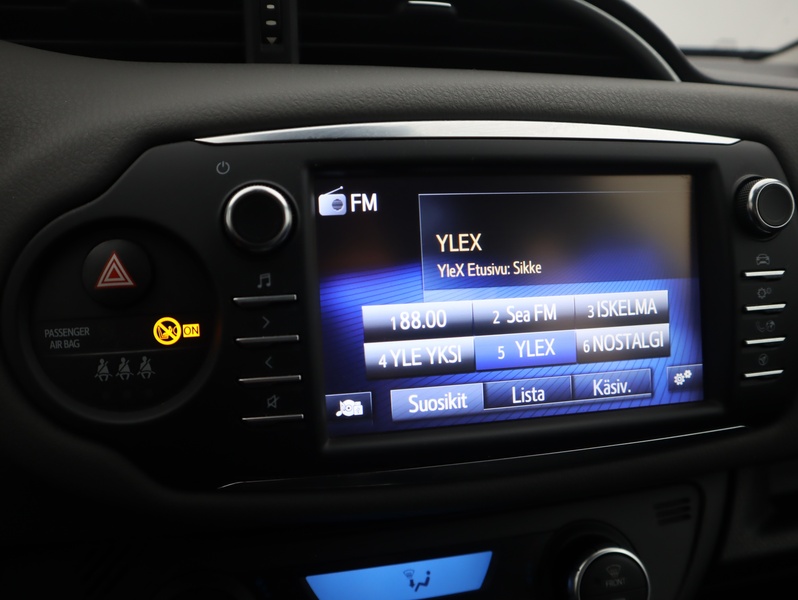 Toyota Yaris vaihtoauto