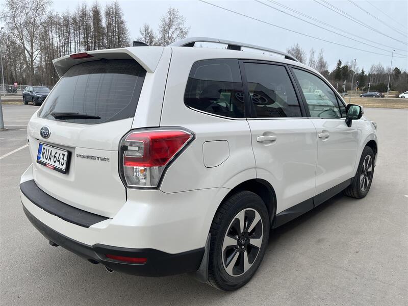 Subaru Forester vaihtoauto